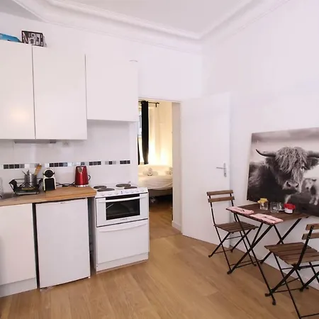 Апартаменты Luckey Homes - Rue Alfred Stevens *